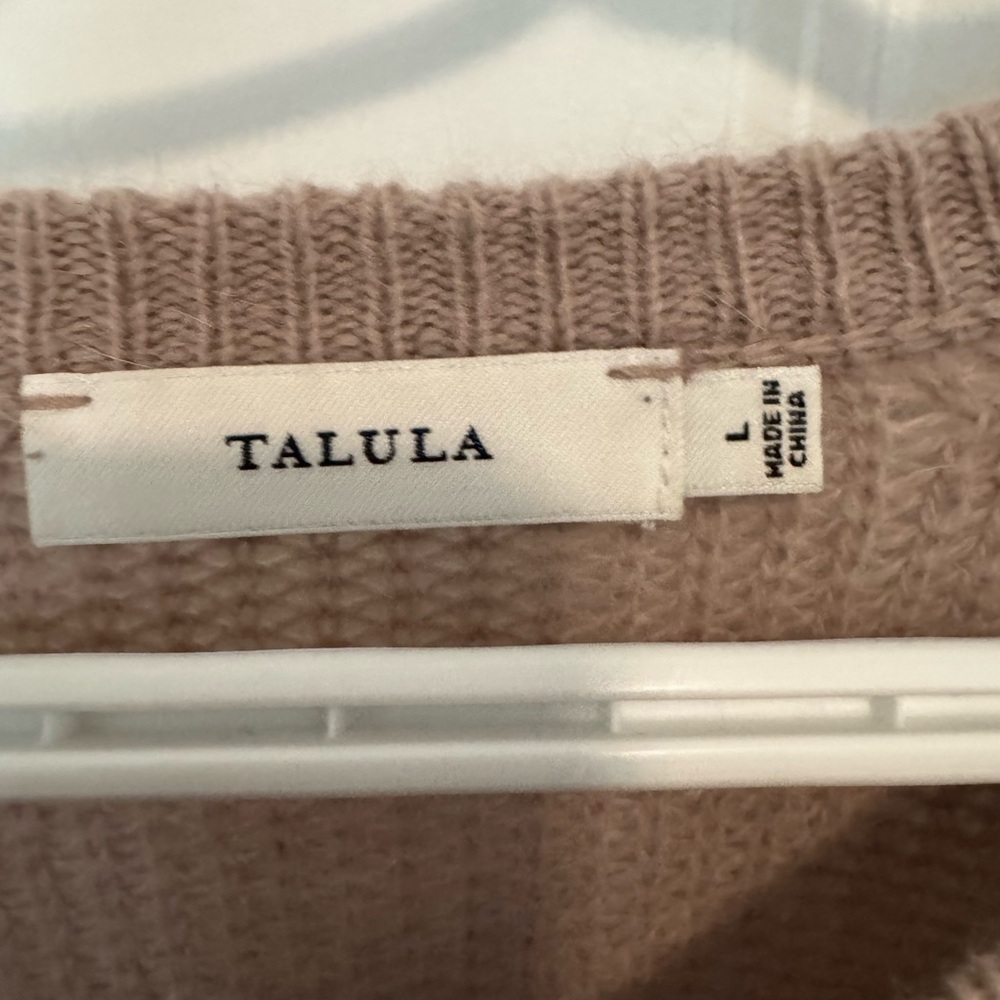 Aritzia talula Angora Goat wool and Knit Sweater in Light Mauve - Picture 3 of 5